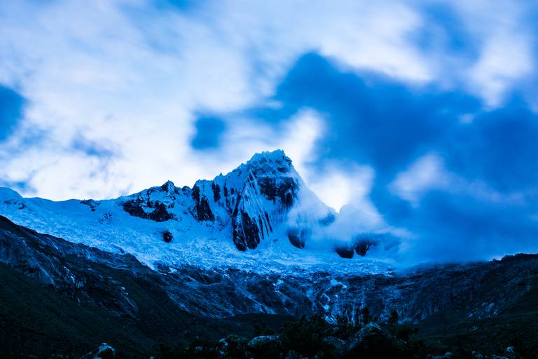 Nevado Tawlliraju, Cordillera Blanca