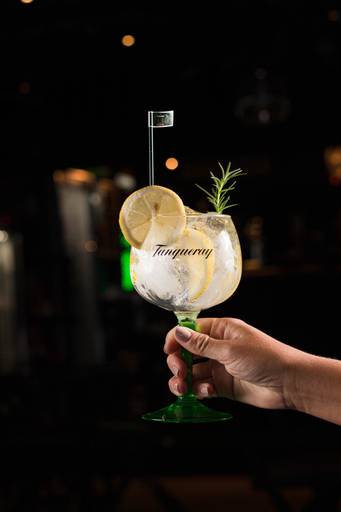 Foto de comida em Holambra - SP
Fotografia profissional de drinks em Holambra - SP
Elis Regina Fotografia
Fotografia de alimentos

Fotógrafa de alimentos em Holambra-sp

Sessão fotográfica para Van Den Bier em Holambra-sp CIDADE DAS FLORES