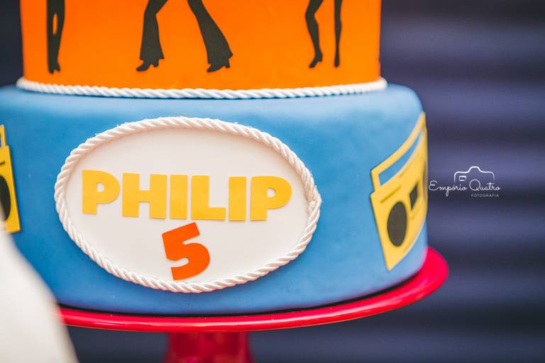 fotografia aniversário bolo de aniversário decorado tema dj