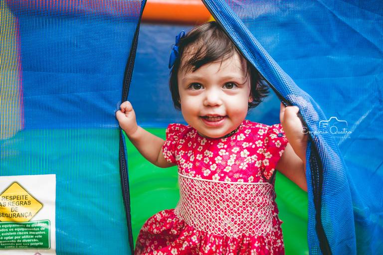 fotografia aniversário criança brincando