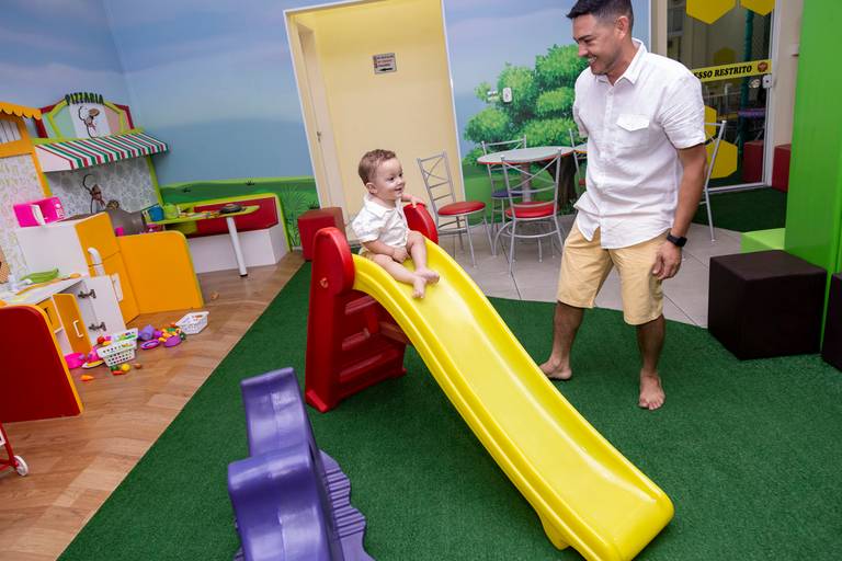 fotógrafa lika na festa infantil buffet zumm zue valinhos