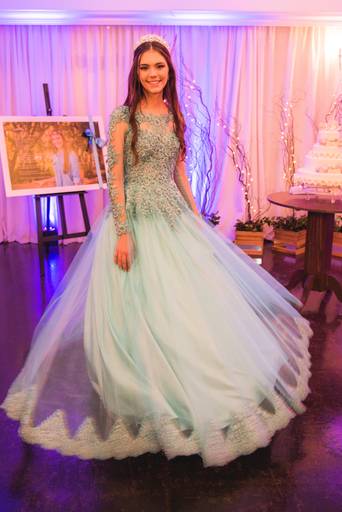 Festa de 15 anos - Vestido Debutante  - Mansão Merano - Santa Felicidade - Festa -  Curitiba - Juliana Madalosso Fotografia