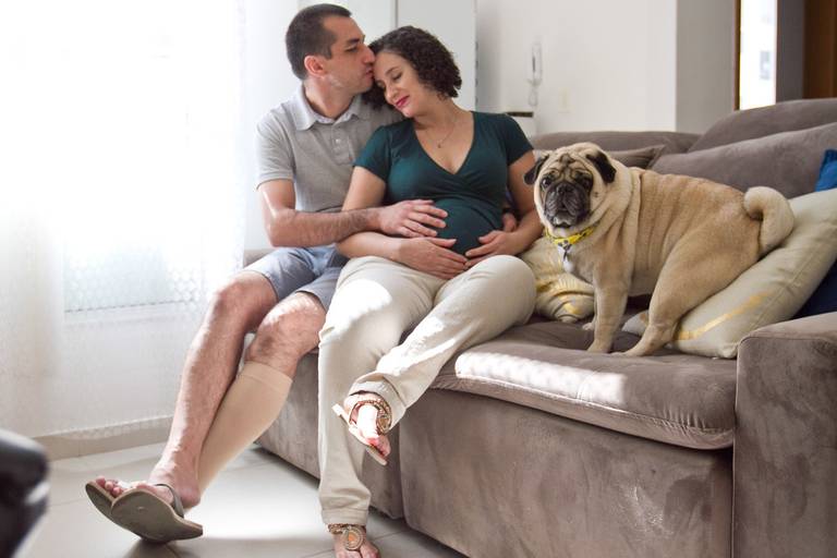 Fotografia de gestante com cachorro