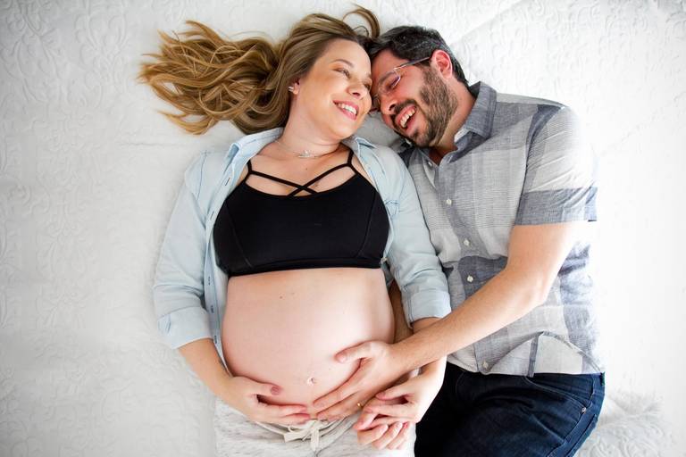 ensaio de gestante em casa