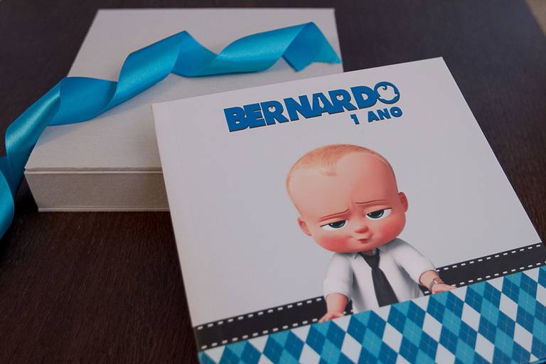 Álbum de festa infantil poderoso chefinho
