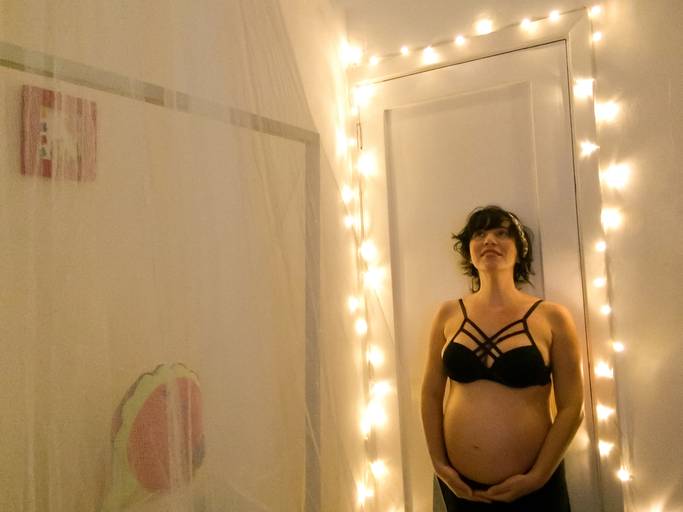 Ensaio online: Marina esperando Lia