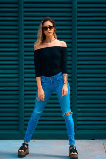 Editorial de Moda Externa - Upsidewear