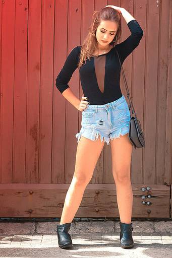 Editorial de Moda Externa - Upsidewear