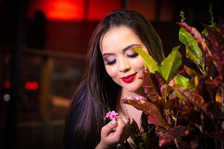 Ensaio Fotográfico Feminino em Santos Noturno