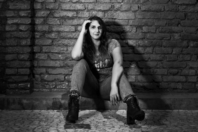 Ensaio Fotográfico Feminino em Santos Noturno