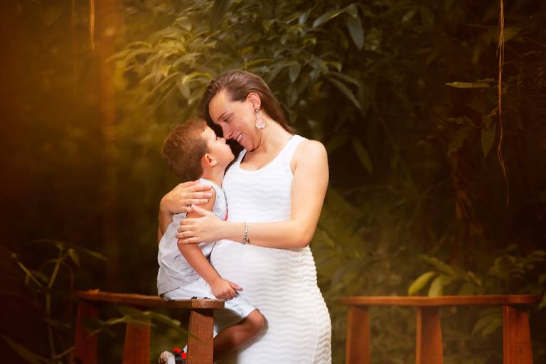 Ensaio Fotográfico de Gestante no Jardim Botânico em Santos