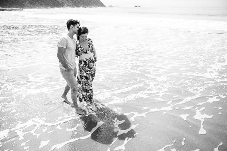 Ensaio de Gestante na Praia Santos