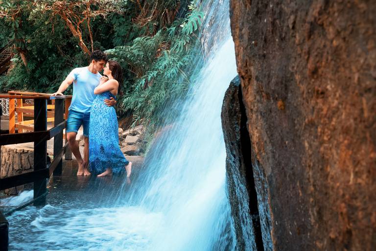 Ensaio de Gestante na Praia Santos