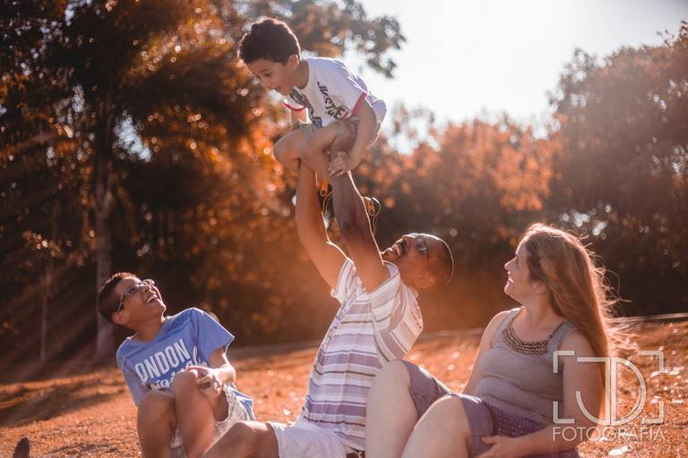 Ensaio de família na cidade de Mogi das Cruzes, no parque Centenário. Ensaio realizado por JD Fotografia. Fotógrafo de família, casal e gestante em Suzano, Mogi das Cruzes, Alto Tietê, 