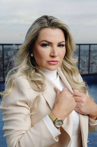 sinara rodrigues Novo Hamburgo Dois Irmãos bronzeamento fotografo Leonardo rodrigues fotografia retrato luxo