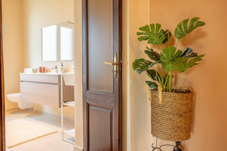 immobiliare Fotografo ristorante real estate airbnb booking hotel biella luino varese milano lago maggiore fotografo photographer appartamento Servizio fotografico