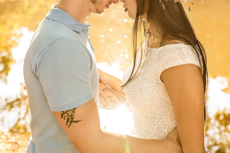 Ensaio no por do sol ensaio de noivos ensaio ensaio romântico ensaio na fazenda em itatiba fotos de casais na fazenda de itatiba