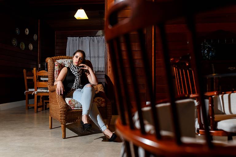 book de 15 anos da debutante malu realizado em terras de clara pelo fotografo de casamentos-e-ensaios cris polizello de junidaí