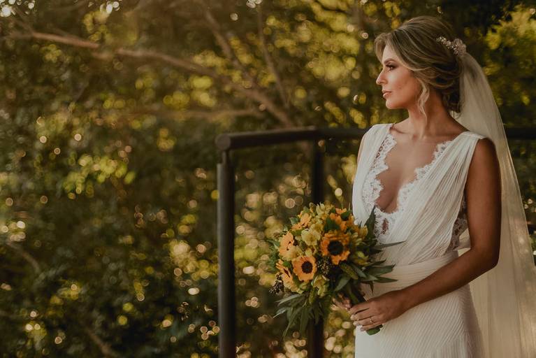 retrato da noiva pronta antes do inicio da cerimonia no villa sansu foto de daniel okuyama