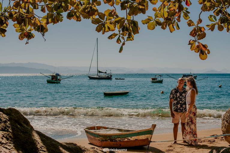 ensaio em ilhabela pre casamento fotografia documental do daniel okuyama melhor fotografo de casamento de sp
