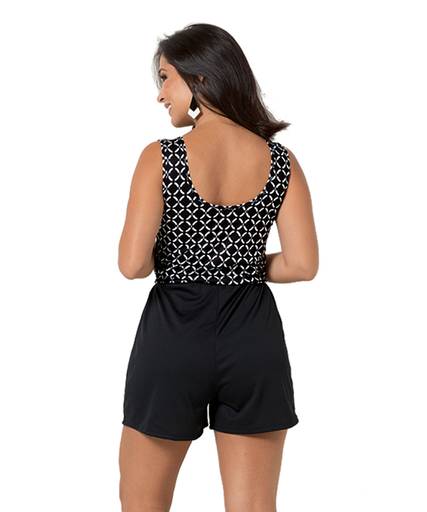 Macaquinho em helanca e jersey acetinado
Ref. 65307.1
R$49,90
Cor: Única
Linha: Moda Feminina
Sub-linha: Vestidos