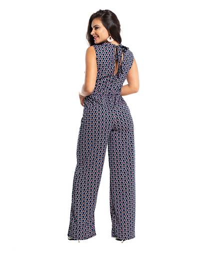 Macacão em jersey acetinado
Ref. 65969.0
R$61,90
Cor: Única
Linha: Moda Feminina
Sub-linha: Vestidos