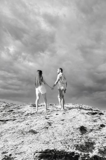 ensaio de casal na praia de Itacoatiara