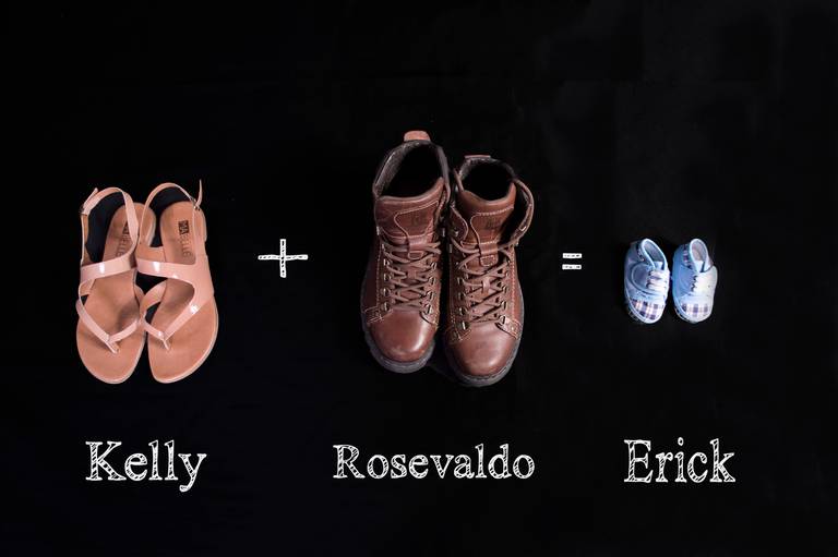 Ensaio Gestante: montagem com os calçados da mamãe, papai e do bebê Erick
