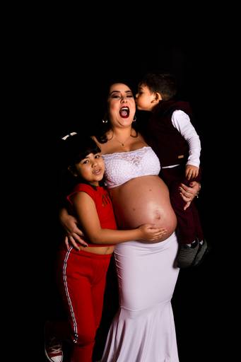 Ensaio Gestante com filhos - Estúdio São Paulo/SP | Tatuapé | Zona Leste 