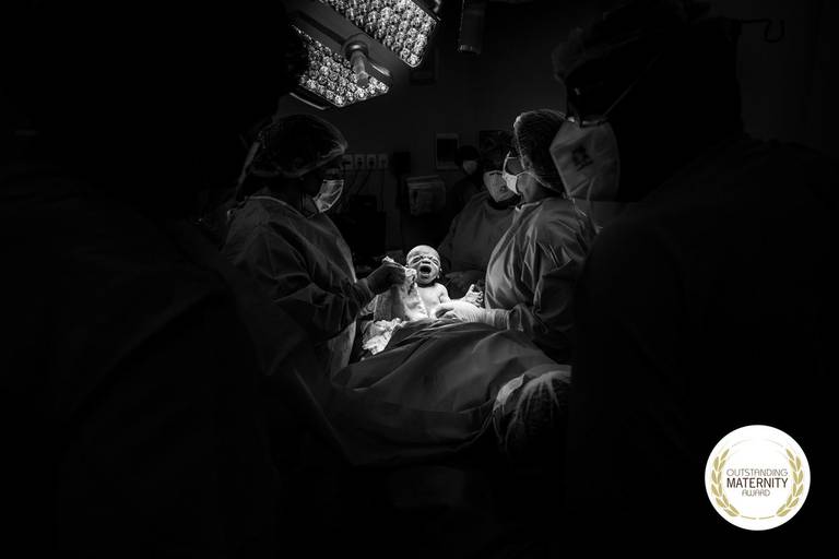 Outstanding Maternity Award - Temporada 23. Parto da Flor.