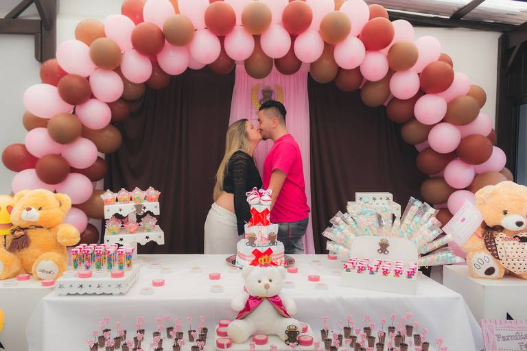 Cobertura fotográfica. Chá de bebê. Foto evento. Book gestante. Foto chá de bebê. Futura mamãe. Festa. Aniversário. Ensaio externo. Noivado. Ensaio casal. Ensaio família. Fotógrafo para festa. Casamento. Namorados. São Paulo. Daniele Vidal Fotografia