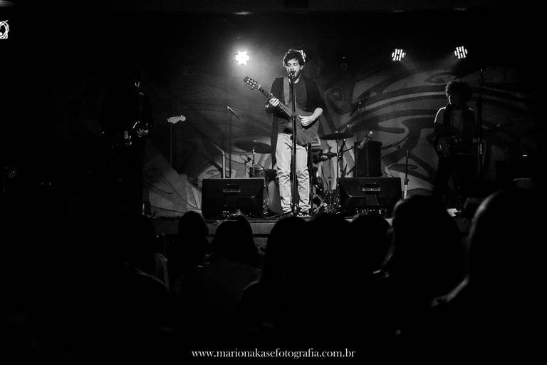 Apresentação do grupo de Sarau em conjunto com o show de Marcio Lugó em um projeto que juntos fazem uma apresentação ímpar. 