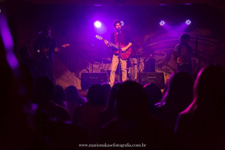 Apresentação do grupo de Sarau em conjunto com o show de Marcio Lugó em um projeto que juntos fazem uma apresentação ímpar. 