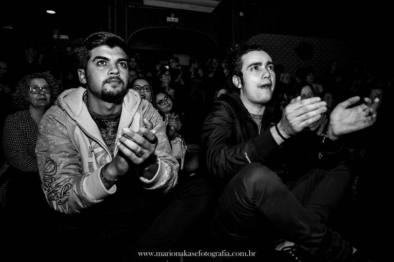 Apresentação do grupo de Sarau em conjunto com o show de Marcio Lugó em um projeto que juntos fazem uma apresentação ímpar. 