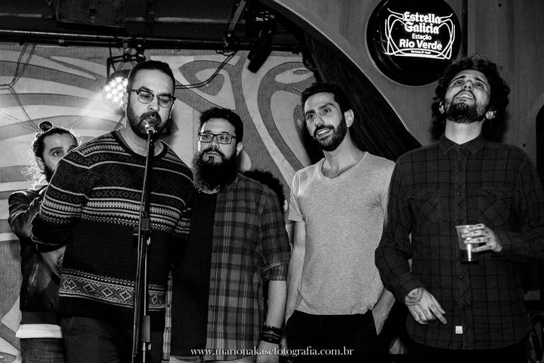 Apresentação do grupo de Sarau em conjunto com o show de Marcio Lugó em um projeto que juntos fazem uma apresentação ímpar. 