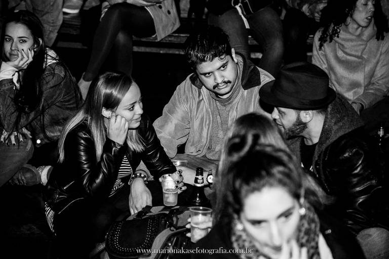 Apresentação do grupo de Sarau em conjunto com o show de Marcio Lugó em um projeto que juntos fazem uma apresentação ímpar. 