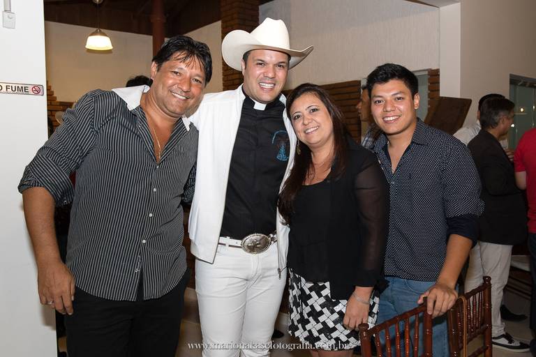 10 Anos de Sacerdócio do Padre Alessandro