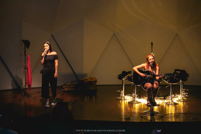 Amor em VIII Atos  - A história de um amor sem rosto - Hotel Nacional Inn SJC