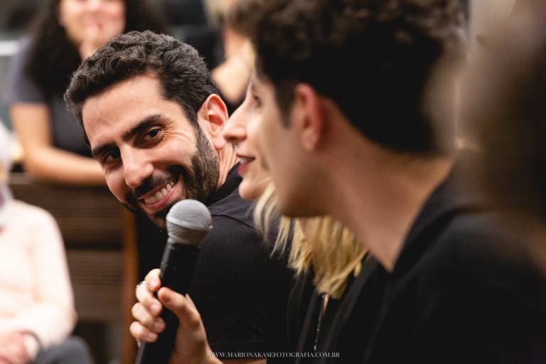 Amor em VIII Atos - A história de uma amor sem rosto - SESC Apaulista - SP