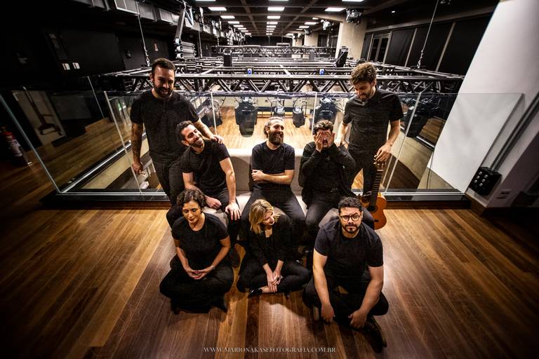 Amor em VIII Atos - A história de uma amor sem rosto - SESC Apaulista - SP