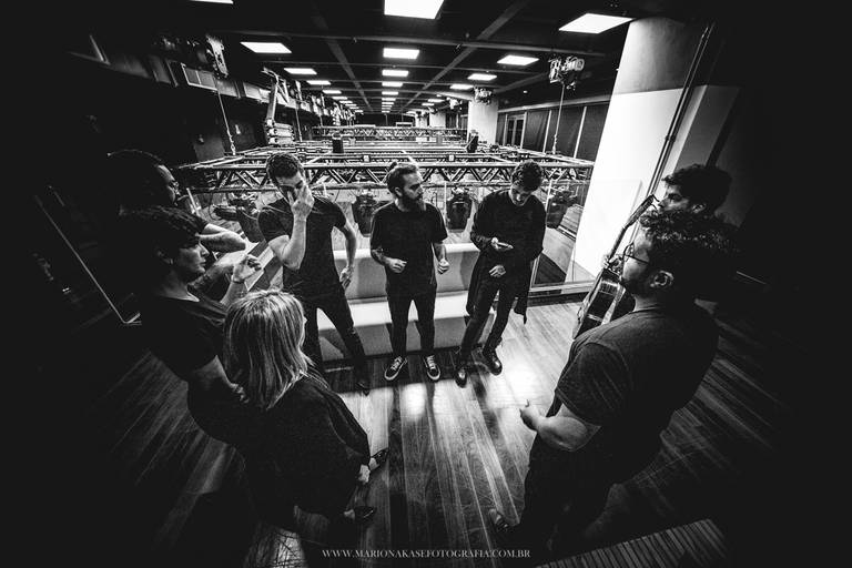 Amor em VIII Atos - A história de uma amor sem rosto - SESC Apaulista - SP