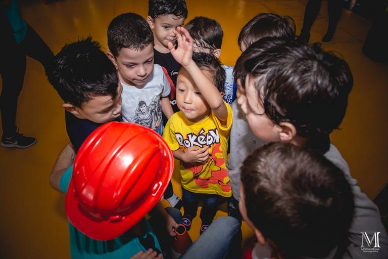 #marionakasefotografia #fotoearte #fotografia #photography #aniversario #fotosdeaniversario #mogidascruzes #sp #virasapeka #festasapeca #fotografo #pokemon #kenzo