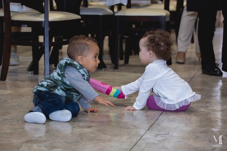 #marionakasefotografia #fotoearte #fotografia #photography #aniversario #fotosdeaniversario #mogidascruzes #sp #salesopolis #fotografo #aurora #recantoparaiso