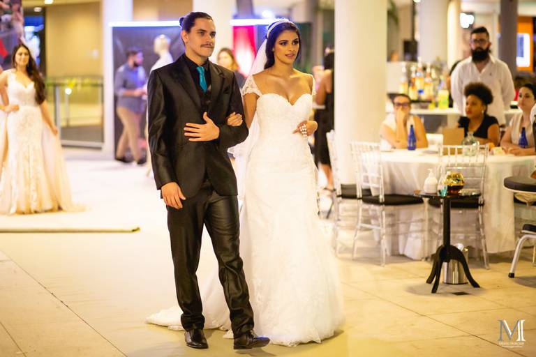 #marionakasefotografia #fotografia #fotodecasamento #fotografodecasamento #workshop #noivas #feiradenoivas #patteomogilar #mogidascruzes