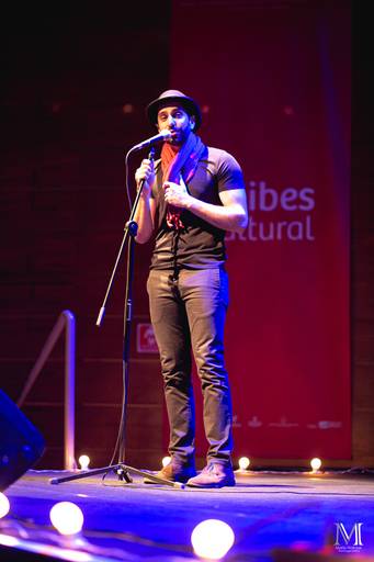 Peça Amor em VIII Atos que aconteceu no centro cultural Unibes em SP #marionakasefotografia #amoremviiiatos #fotografia #sarau #peçadeteatro #sp #unibes #poesia #amor #emoção #amigos