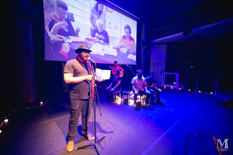 Peça Amor em VIII Atos que aconteceu no centro cultural Unibes em SP #marionakasefotografia #amoremviiiatos #fotografia #sarau #peçadeteatro #sp #unibes #poesia #amor #emoção #amigos