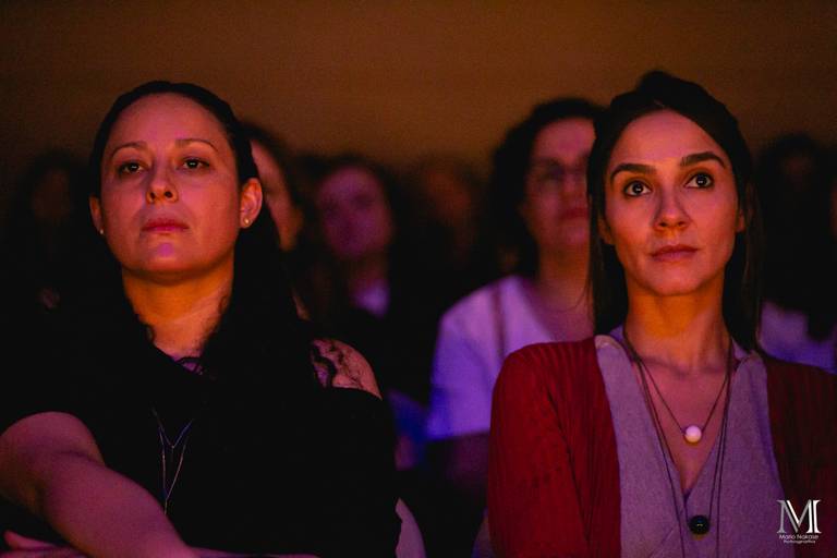 Peça Amor em VIII Atos que aconteceu no centro cultural Unibes em SP #marionakasefotografia #amoremviiiatos #fotografia #sarau #peçadeteatro #sp #unibes #poesia #amor #emoção #amigos