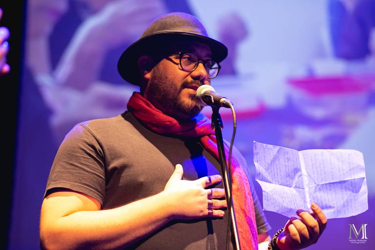 Peça Amor em VIII Atos que aconteceu no centro cultural Unibes em SP #marionakasefotografia #amoremviiiatos #fotografia #sarau #peçadeteatro #sp #unibes #poesia #amor #emoção #amigos