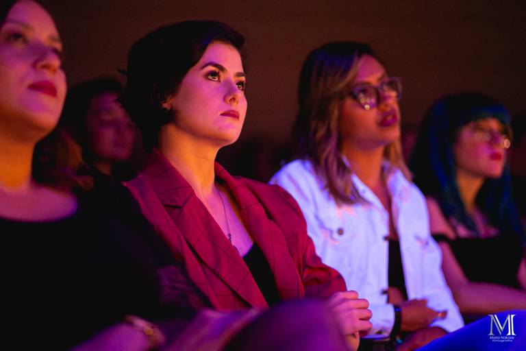 Peça Amor em VIII Atos que aconteceu no centro cultural Unibes em SP #marionakasefotografia #amoremviiiatos #fotografia #sarau #peçadeteatro #sp #unibes #poesia #amor #emoção #amigos