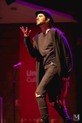 Peça Amor em VIII Atos que aconteceu no centro cultural Unibes em SP #marionakasefotografia #amoremviiiatos #fotografia #sarau #peçadeteatro #sp #unibes #poesia #amor #emoção #amigos